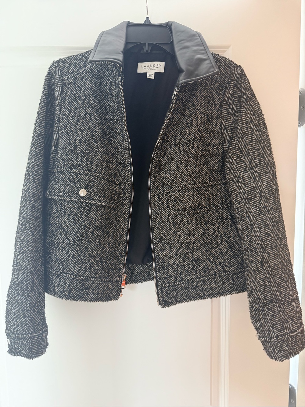 Laundry By Shelli Segal Black & White Herringbone Zip Blazer
